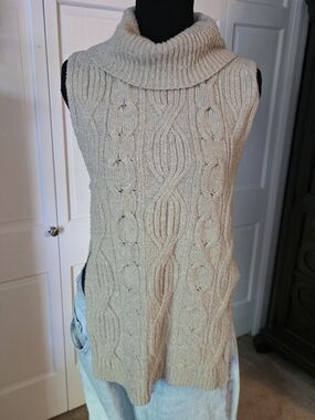 Chloe & Jasmine Cable Knit Sleeveless Turtleneck Sweater Tunic Size S